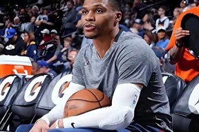 火博网页版 -冲刺阶段NBA常规赛传出新动向，新疆广汇止住颓势，管理层表态——悬念犹存，阵容厚度经受考验(新疆广汇篮球俱乐部官网)