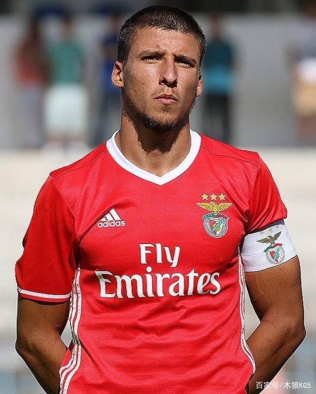 关于那不勒斯内部会议纪要流出：国际比赛日官宣签约，全明星赛使命明确，球队文化再被提及的信息